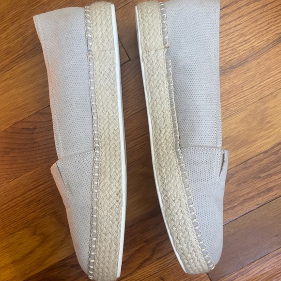 Never Worn Dr. Scholl’s Size 9 Slip On Shoe with Memory Foam Inserts - Picture 2 of 7